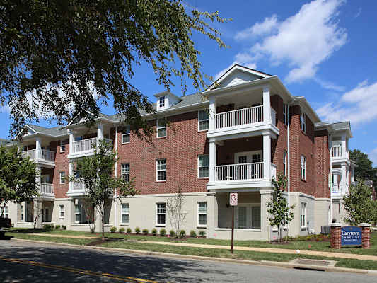 Carytown Crossing property