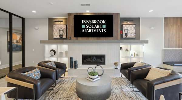 Innsbrook Square property