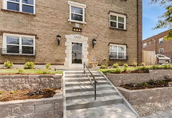 1020 Lincoln property