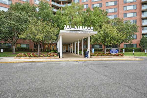 Ashlawn at Southern Towers property
