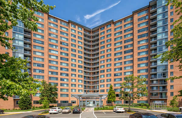 The Graham at Southern Towers property