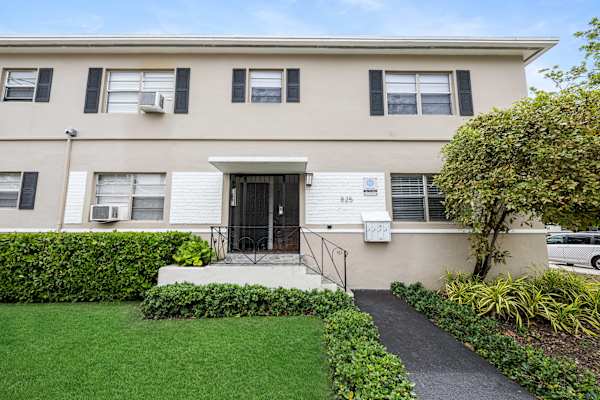 821-825 SW property
