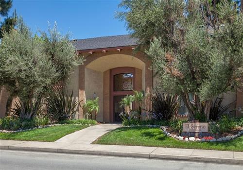 El Sereno Apartments property