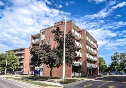 Glendale Manor Apartments property