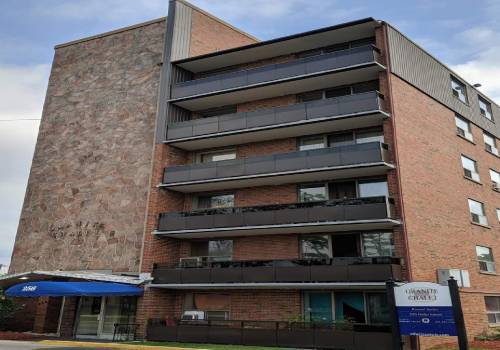 Granite Chalet Apartments property