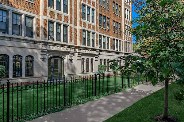 Sheridan Park property