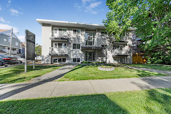 Qute Place property