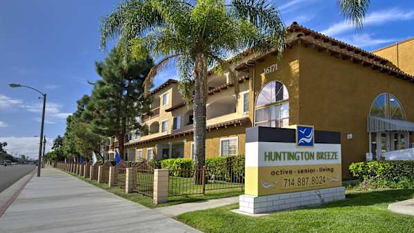 The Huntington Breeze property