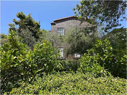 2421 California Ave. property