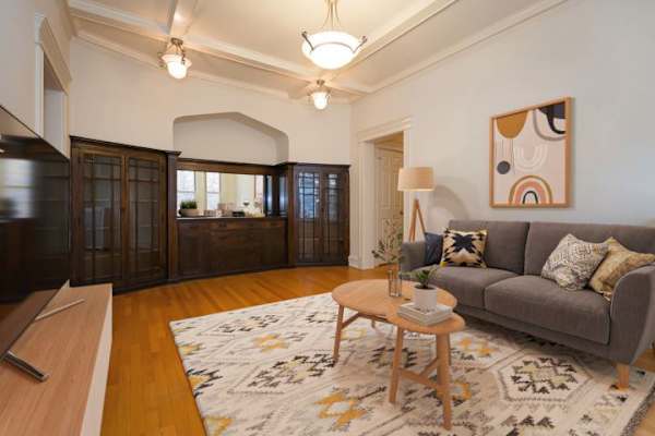 5700 S. Blackstone Avenue property
