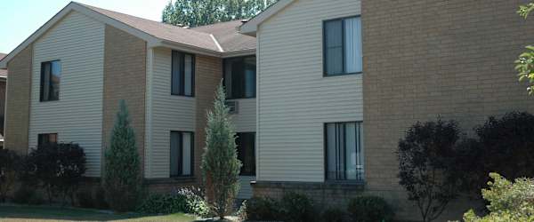 Evergreen Square Cudahy property