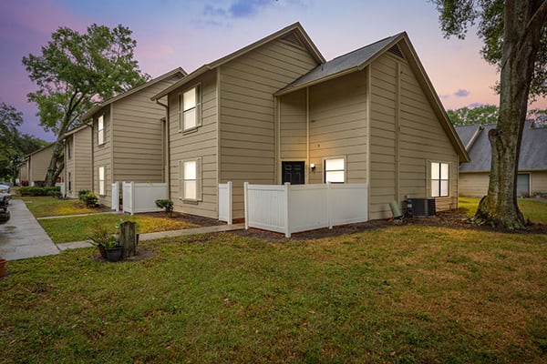 Diamond Oaks Villas property