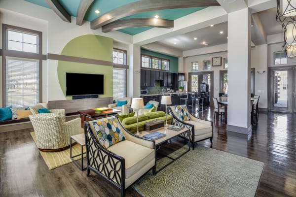 Oakleaf Plantation Apartments property