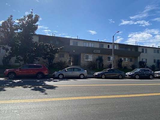 4620 Coliseum St. (Rosa Coliseum, LLC) property