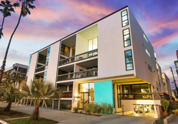 1025 Ocean Avenue property