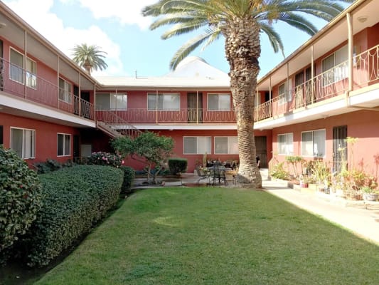 Sara's Apartments property