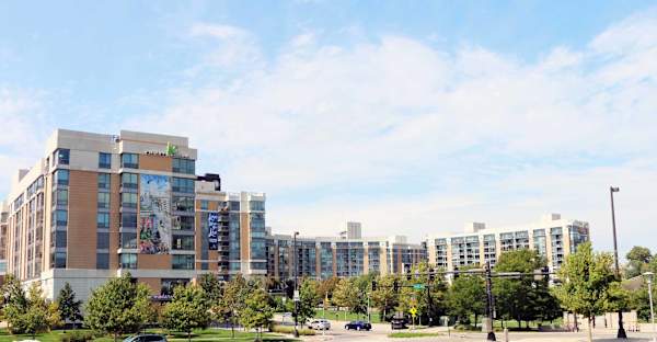 Midtown Crossing Apartments property