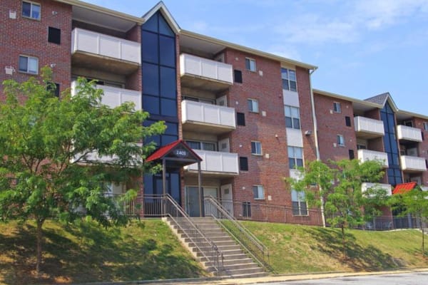 Greenspring Overlook Apartments property