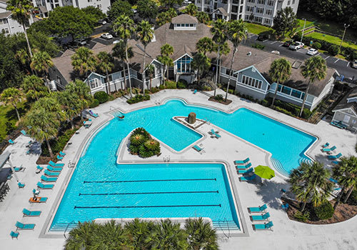 The Monroe Apartment Homes property