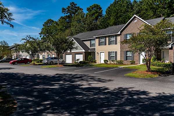Oldfield Mews Apartments and Townhomes property