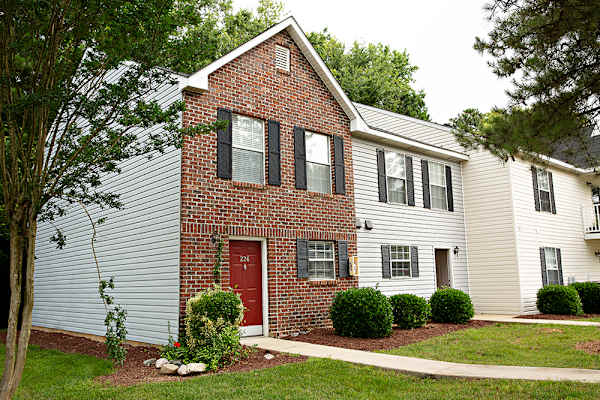 Crabtree Crossing Apartments and Townhomes property