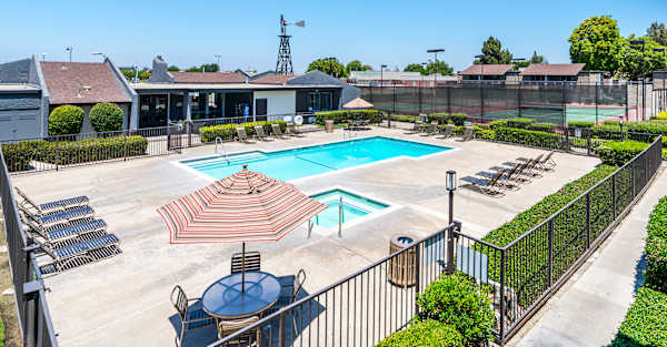 Windmill Apartments property