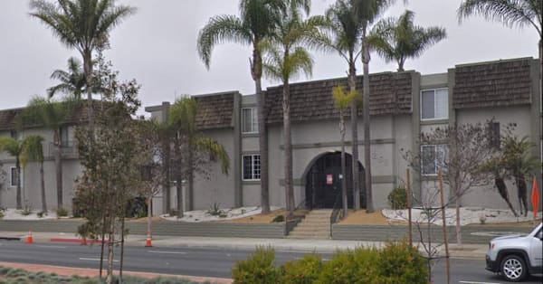 1261-1281 Rosecrans Ave. property