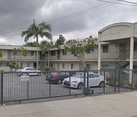 2135 Santa Fe Ave. property