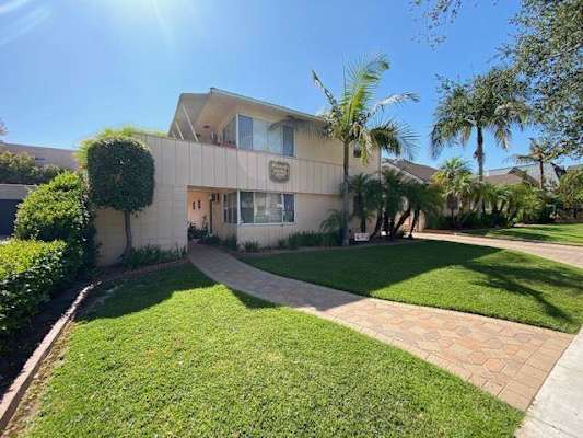 529-541 S. El Molino Ave. property