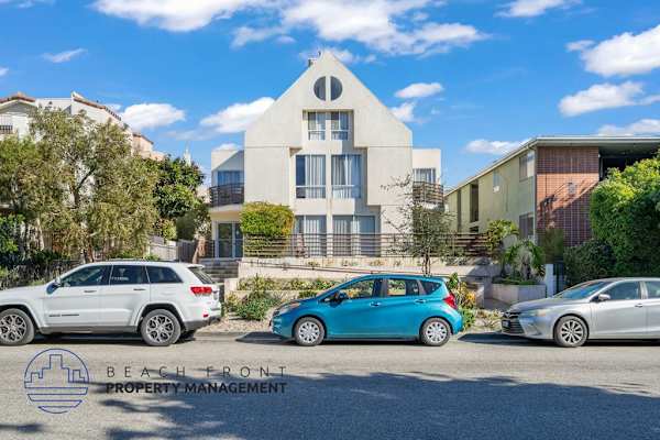 937 10th Street property