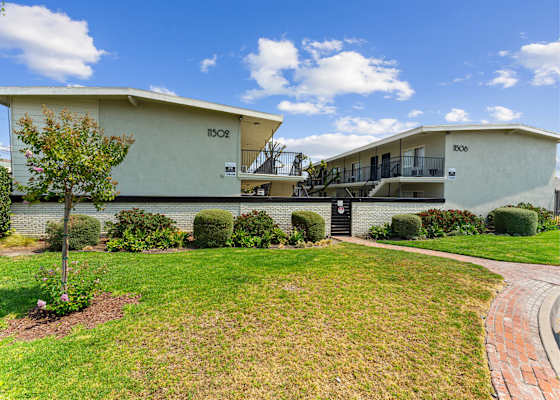 11502-11506 Adco Ave. property