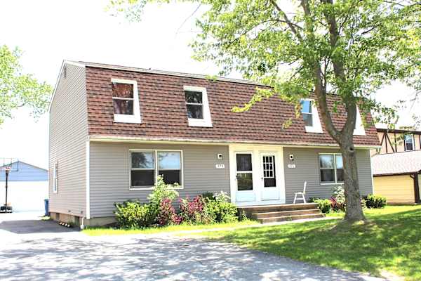 371/373 Kaymar Drive property