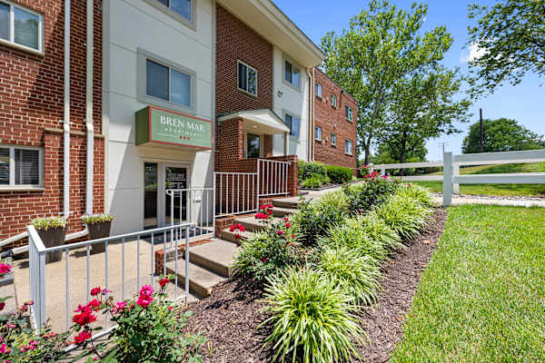Bren Mar Apartments property