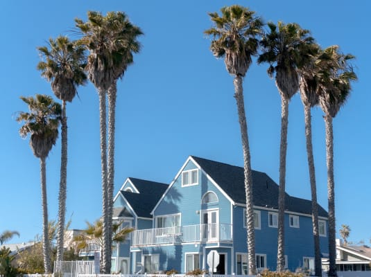 Topa Bluffs Apt property