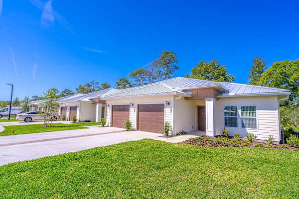 Kensington at Old Kings Senior Living property
