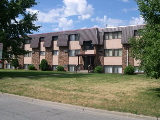Birchwood Apartment Homes property
