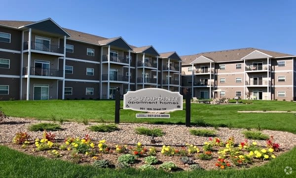 South Pointe Apartments property