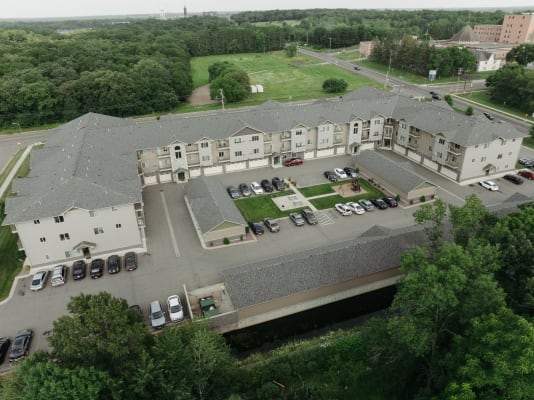 Willow Breeze Apartments property