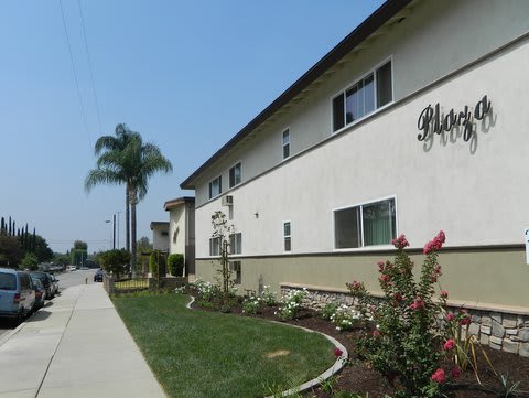 Plaza Manor property