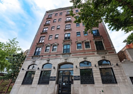 4650-52 N Sheridan Rd property