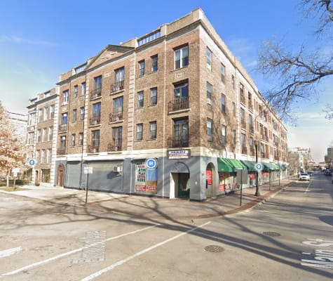 825 Main St property