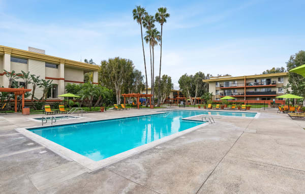 Crystal View property