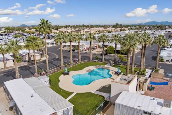 Deserama MHC property