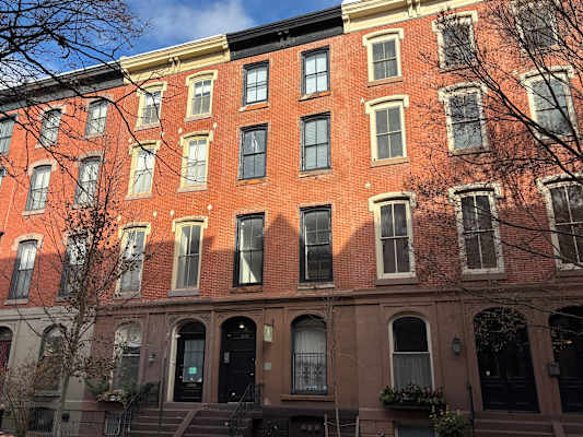 1535 Pine Street property