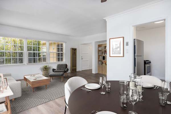 421 N. Doheny Drive property