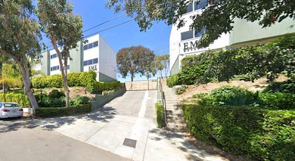 2965 Waverly Drive property