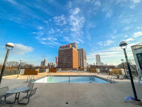 1850 N. Clark St. Condos property