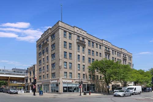 1650 W. Roscoe St. property