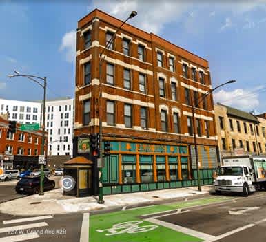 727 W. Grand Ave. property