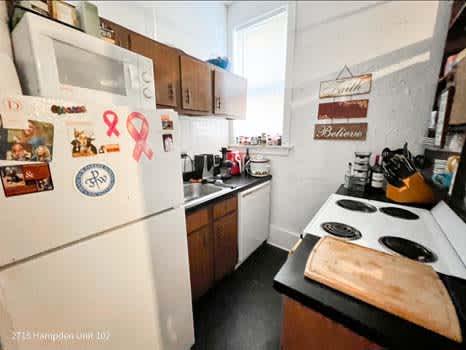 2715 N. Hampden Ct. property